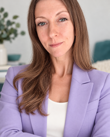 Steffanie Sieber portrait